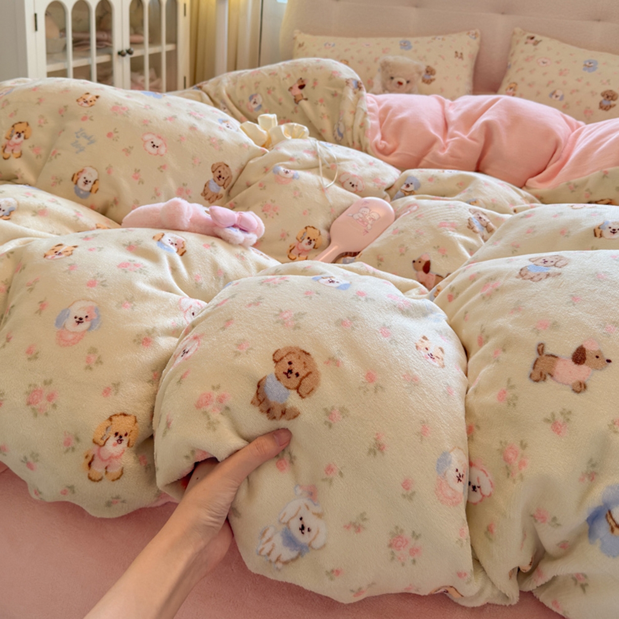 91家纺网 家纺一手货源 找家纺 （总）欧妮家纺 2025新款A类牛奶绒印花单被套-单件被套