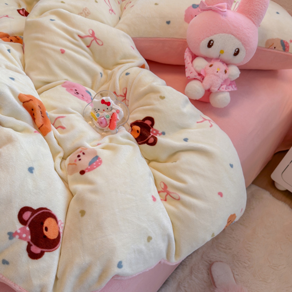 91家纺网 家纺一手货源 找家纺 欧妮家纺 2025新款A类牛奶绒印花单被套-单件被套 快乐心情