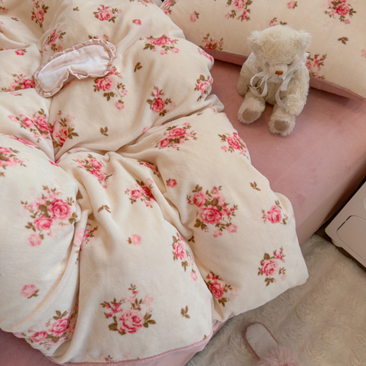 91家纺网 家纺一手货源 找家纺 欧妮家纺 2025新款A类牛奶绒印花单被套-单件被套 花仙子