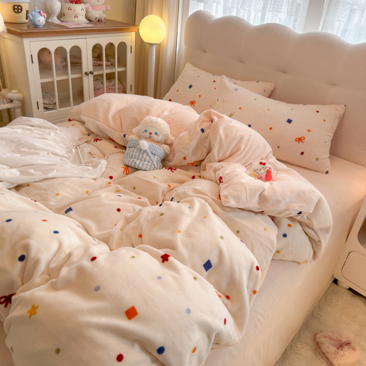 91家纺网 家纺一手货源 找家纺 欧妮家纺 2025新款A类牛奶绒印花单被套-单件被套 五彩斑斓