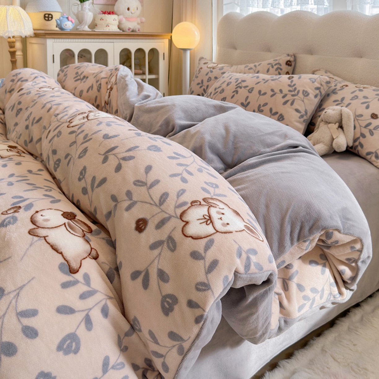 91家纺网 家纺一手货源 找家纺 （总）欧妮家纺 2025新款A类牛奶绒印花四件套