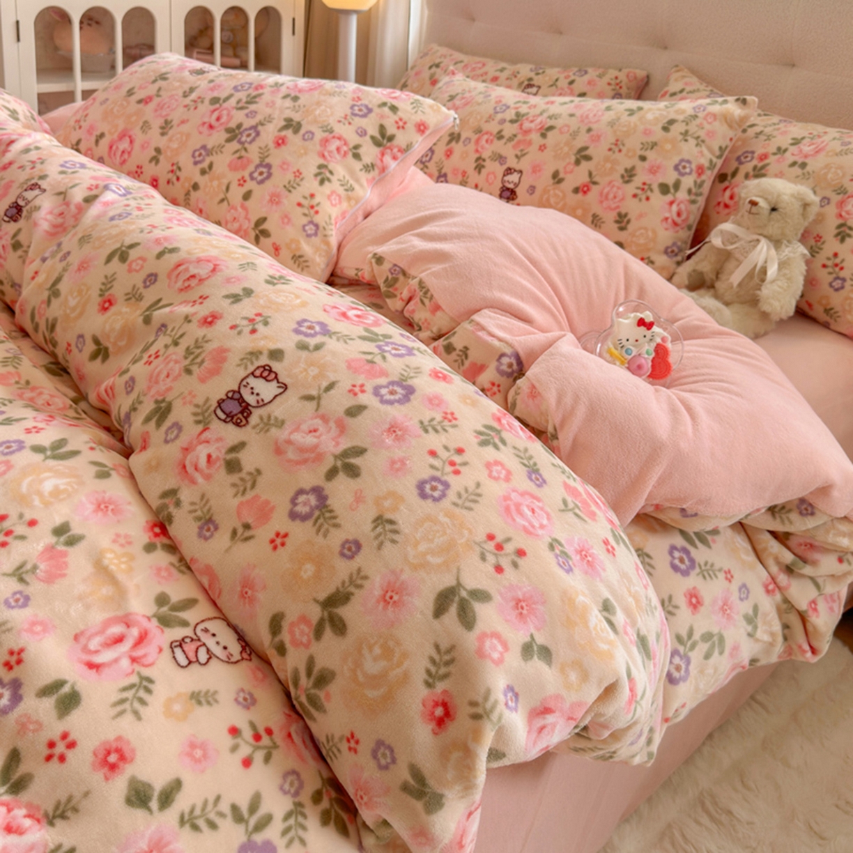 欧妮家纺 2025新款A类牛奶绒印花四件套 花园小猫