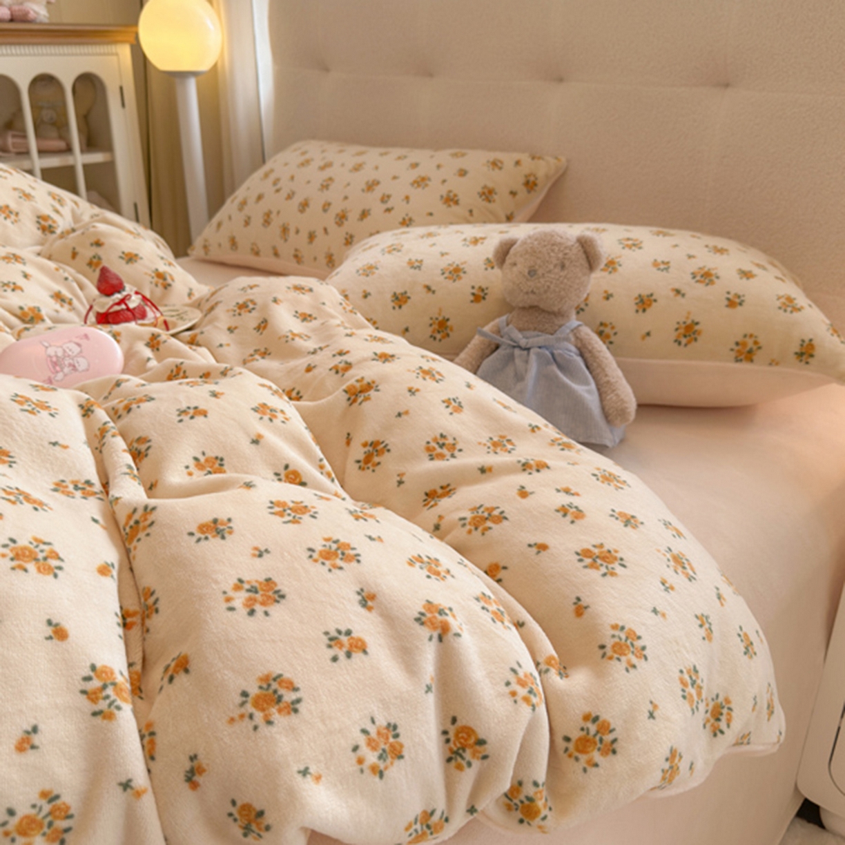 91家纺网 家纺一手货源 找家纺 欧妮家纺 2025新款A类牛奶绒印花四件套 田园小花