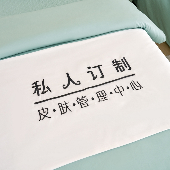 91家纺网 家纺一手货源 找家纺 乐逸家纺 2026新款13372高支高密纯棉斜纹丝滑花边款专用床罩套件 新品全棉花边浅绿