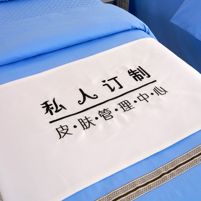 91家纺网 家纺一手货源 找家纺 乐逸家纺 2026新款13372高支高密纯棉斜纹丝滑花边款专用床罩套件 新品全棉花边天空蓝