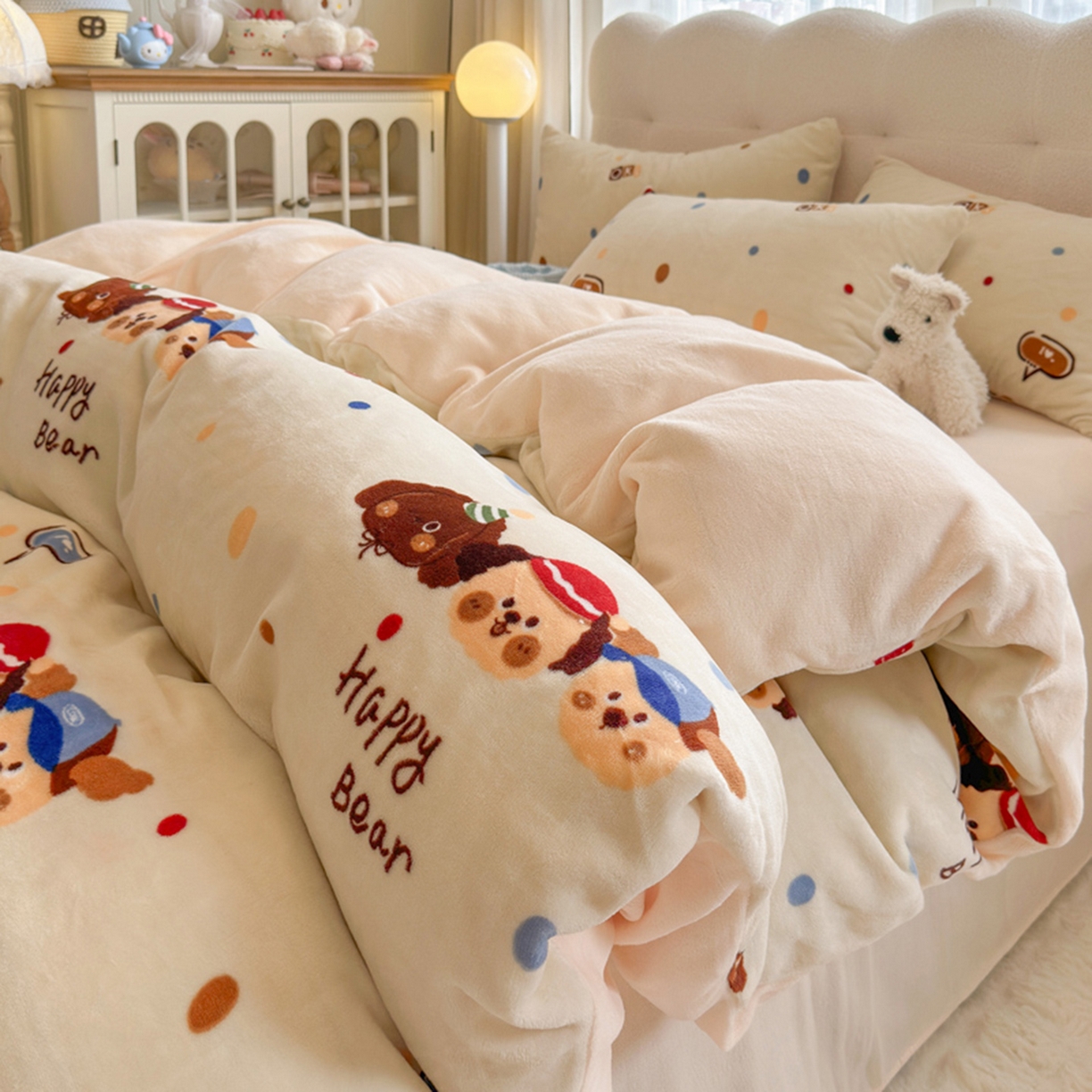 91家纺网 家纺一手货源 找家纺 欧妮家纺 2025新款A类牛奶绒印花四件套 汪汪狗