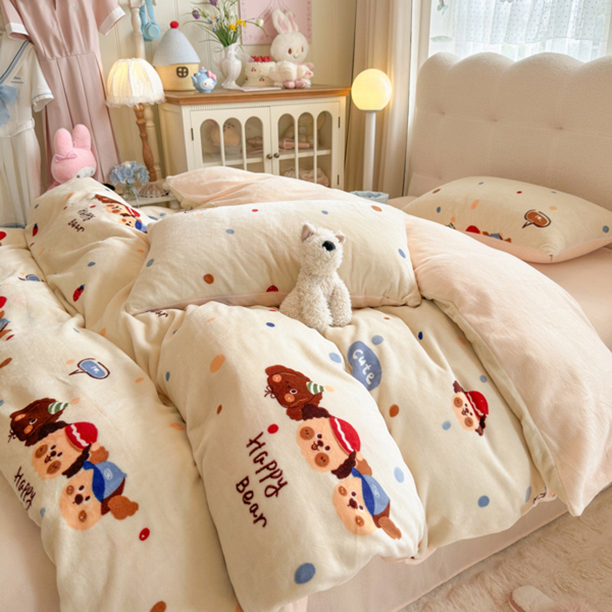 91家纺网 家纺一手货源 找家纺 欧妮家纺 2025新款A类牛奶绒印花四件套 汪汪狗