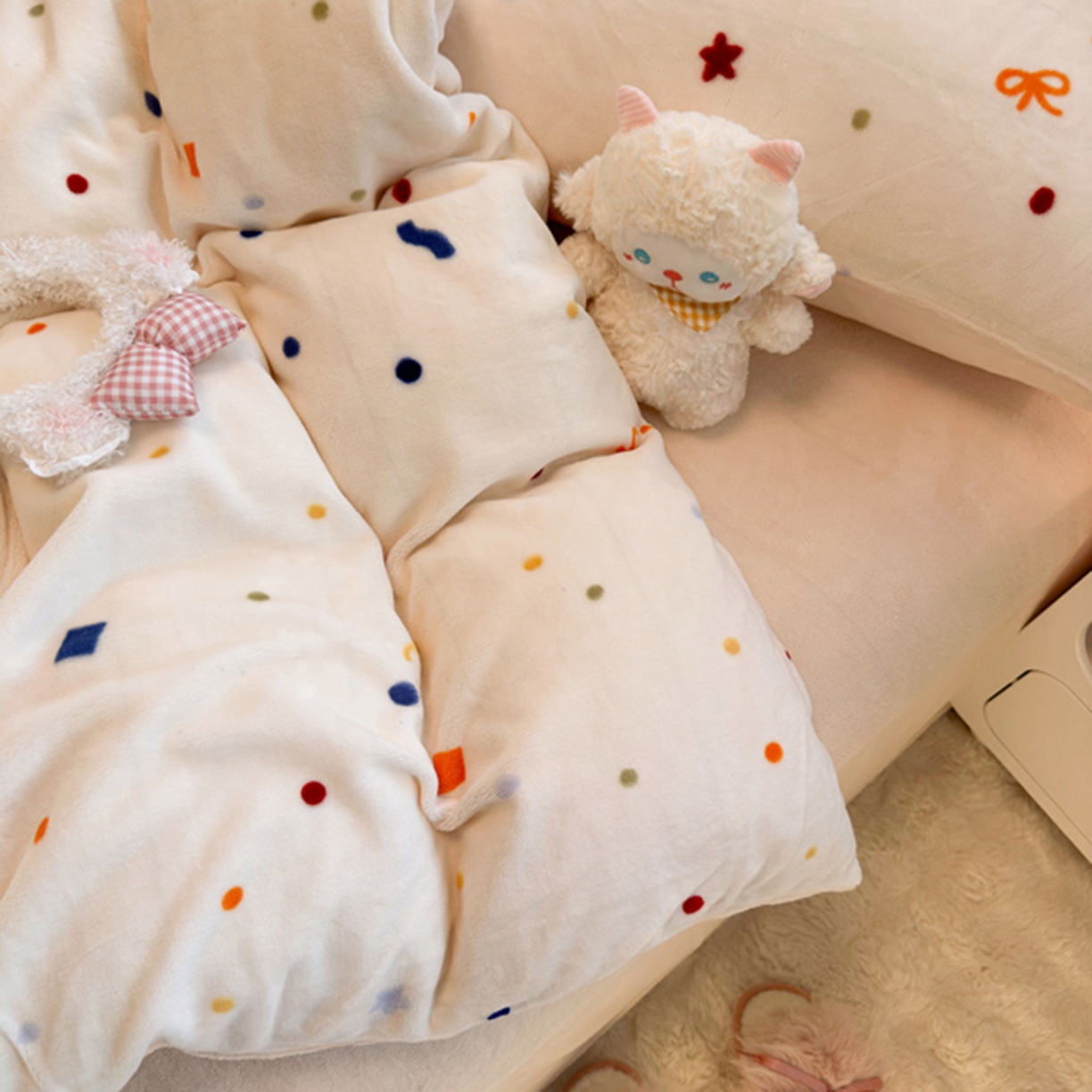 91家纺网 家纺一手货源 找家纺 欧妮家纺 2025新款A类牛奶绒印花四件套 五彩斑斓