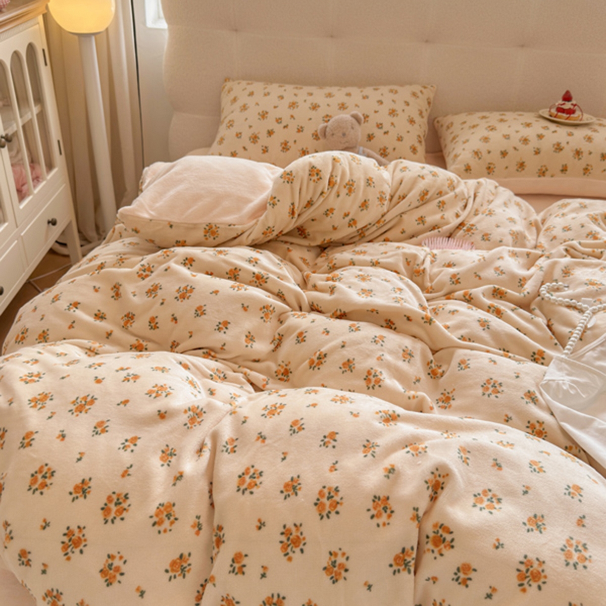 91家纺网 家纺一手货源 找家纺 欧妮家纺 2025新款A类牛奶绒印花四件套 田园小花