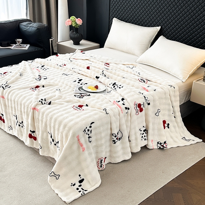 91家纺网 家纺一手货源 找家纺 欧妮家纺 2025新款亲肤舒适泡泡绒毛毯 波点萌狗