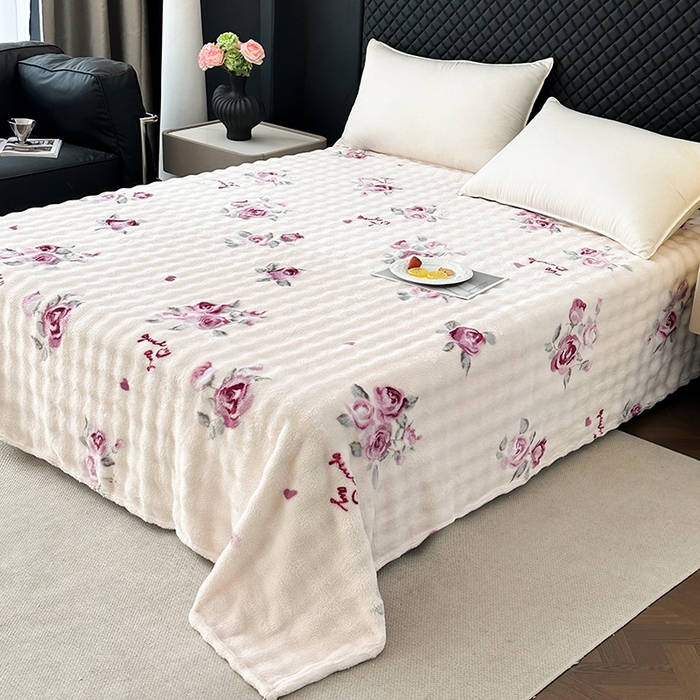 91家纺网 家纺一手货源 找家纺 欧妮家纺 2025新款亲肤舒适泡泡绒毛毯 玫瑰情缘