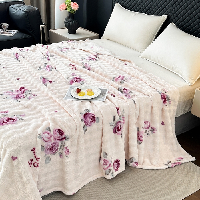 91家纺网 家纺一手货源 找家纺 欧妮家纺 2025新款亲肤舒适泡泡绒毛毯 玫瑰情缘