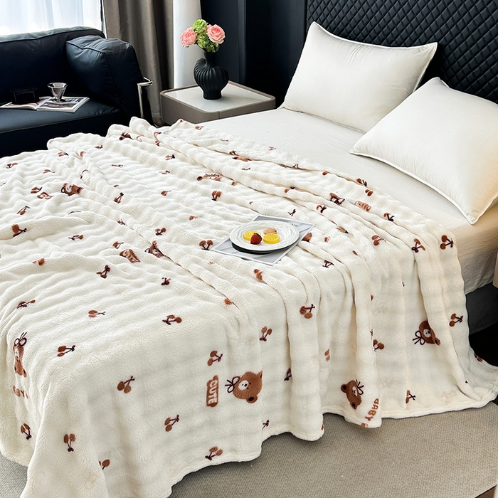 91家纺网 家纺一手货源 找家纺 欧妮家纺 2025新款亲肤舒适泡泡绒毛毯 樱桃熊