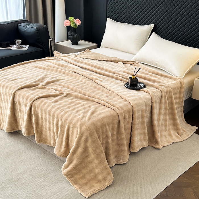 91家纺网 家纺一手货源 找家纺 欧妮家纺 2025新款亲肤舒适泡泡绒毛毯 香槟色