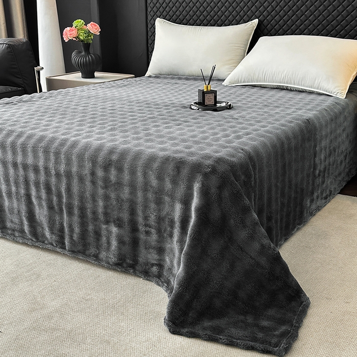 91家纺网 家纺一手货源 找家纺 欧妮家纺 2025新款亲肤舒适泡泡绒毛毯 高级灰
