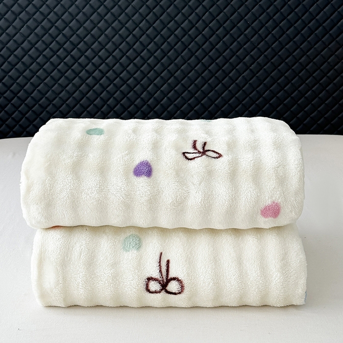 91家纺网 家纺一手货源 找家纺 欧妮家纺 2025新款亲肤舒适泡泡绒毛毯 温馨