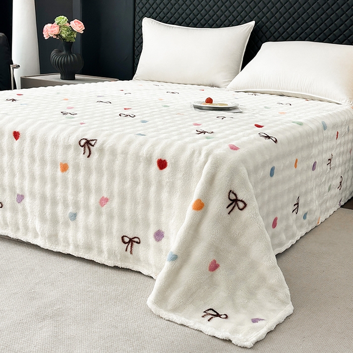 91家纺网 家纺一手货源 找家纺 欧妮家纺 2025新款亲肤舒适泡泡绒毛毯 温馨