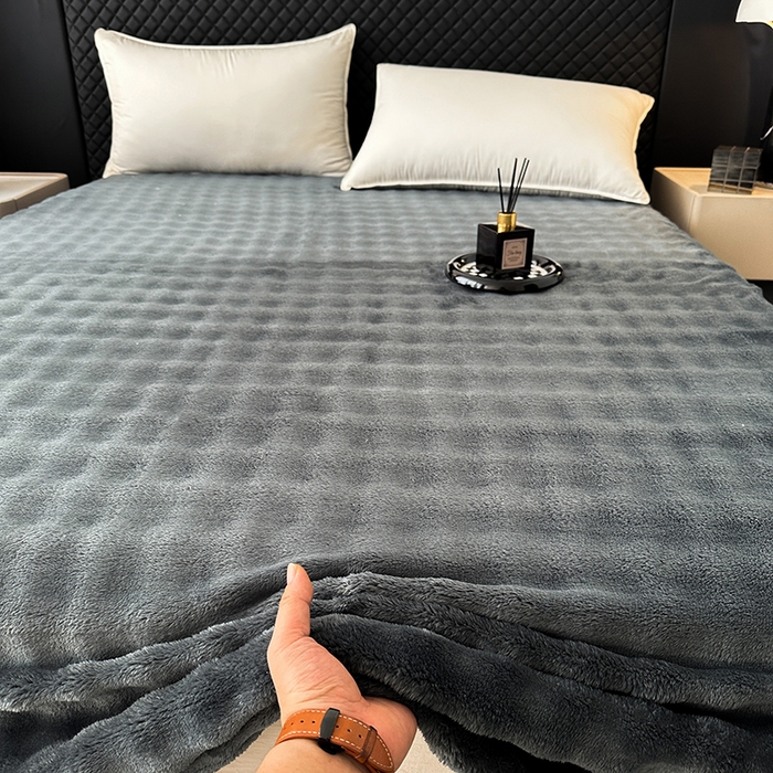 91家纺网 家纺一手货源 找家纺 欧妮家纺 2025新款亲肤舒适泡泡绒毛毯 高级灰
