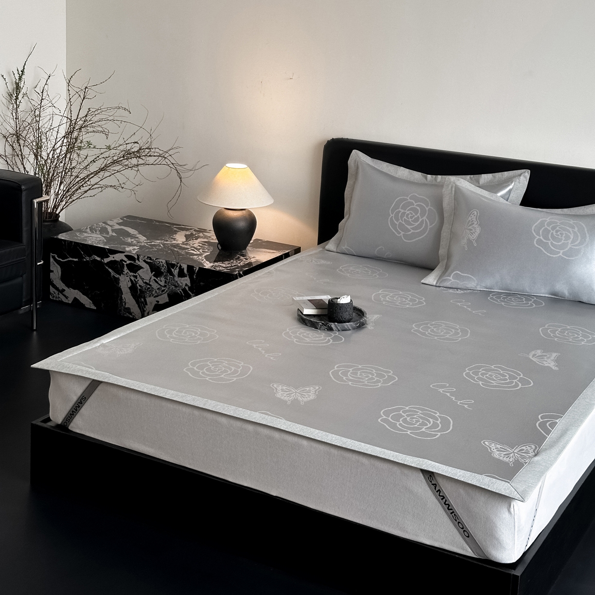 91家纺网 家纺一手货源 找家纺 三味舒屋 2026新款臻品提花冰丝席凉席席子 茶与蝶床席