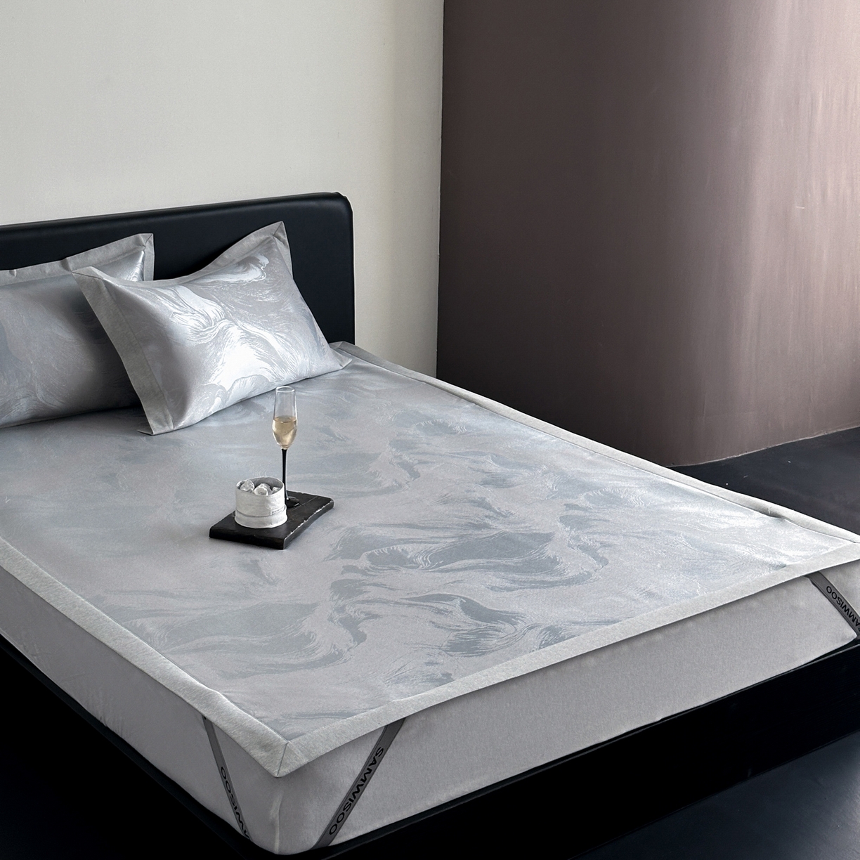 91家纺网 家纺一手货源 找家纺 三味舒屋 2026新款臻品提花冰丝席凉席席子 雾影床席