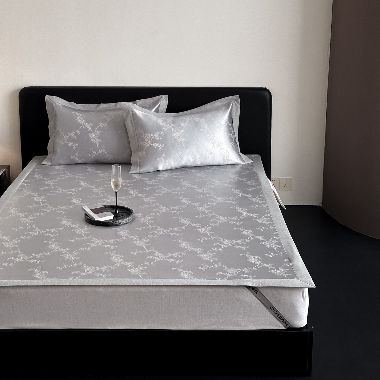 91家纺网 家纺一手货源 找家纺 三味舒屋 2026新款臻品提花冰丝席凉席席子 芙瑞亚床席