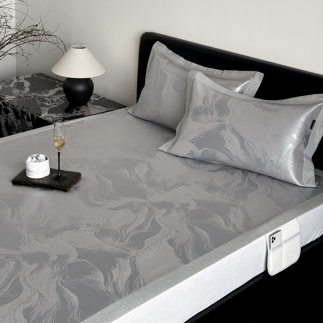 91家纺网 家纺一手货源 找家纺 三味舒屋 2026新款臻品提花冰丝席凉席席子 雾影床席