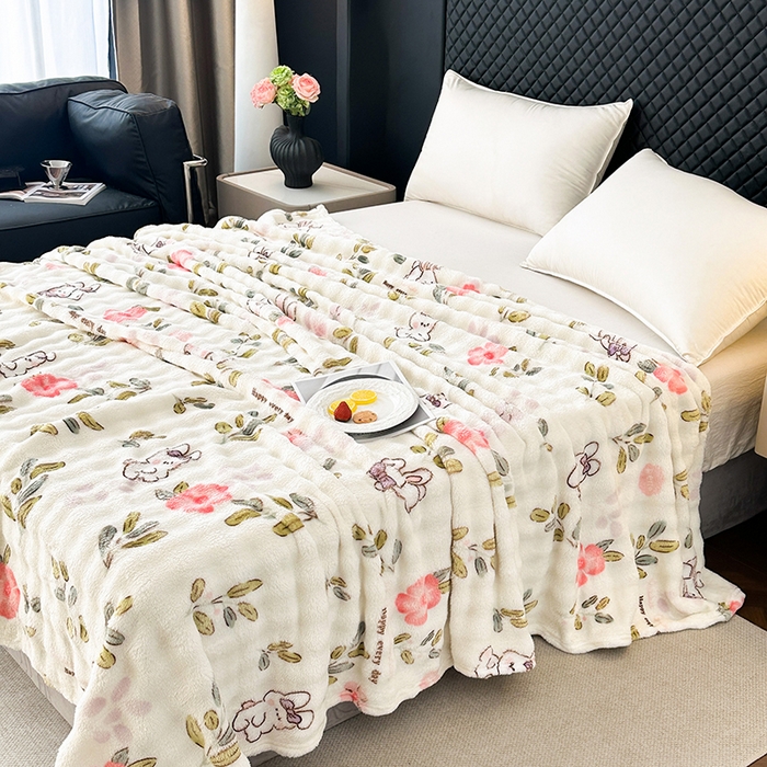 91家纺网 家纺一手货源 找家纺 欧妮家纺 2025新款亲肤舒适泡泡绒毛毯 青青小兔