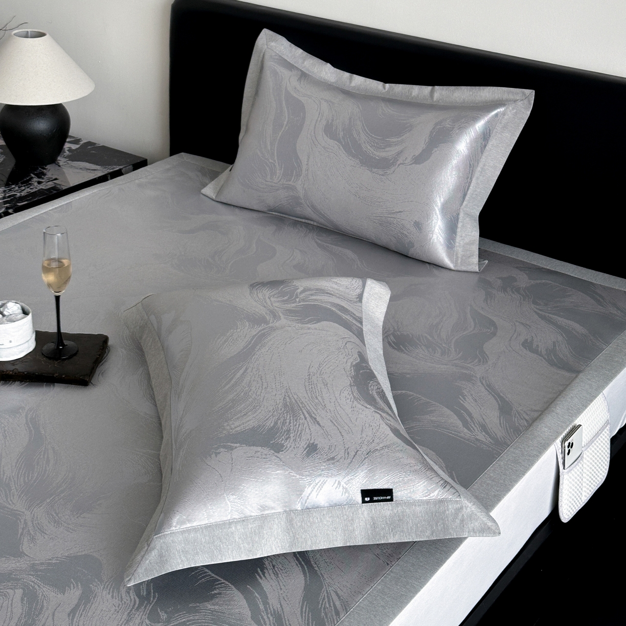 91家纺网 家纺一手货源 找家纺 三味舒屋 2026新款臻品提花冰丝席凉席席子 雾影床席