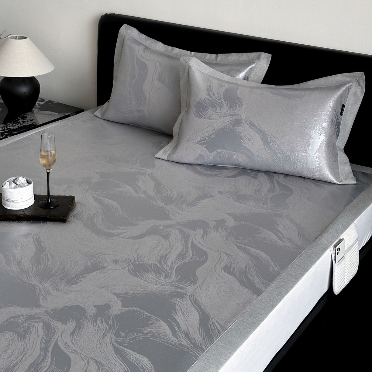 91家纺网 家纺一手货源 找家纺 三味舒屋 2026新款臻品提花冰丝席凉席席子 雾影床席