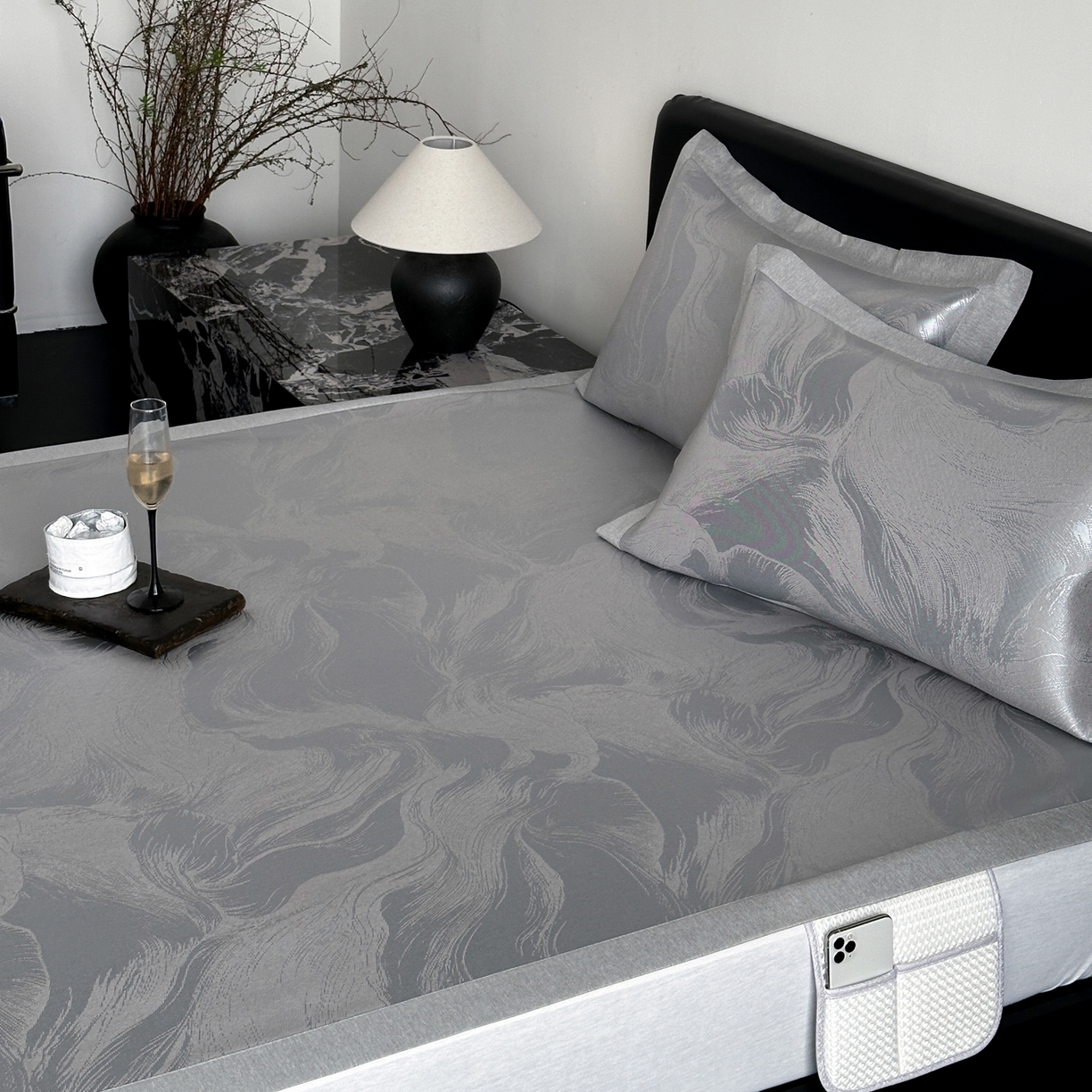 91家纺网 家纺一手货源 找家纺 三味舒屋 2026新款臻品提花冰丝席凉席席子 雾影床席