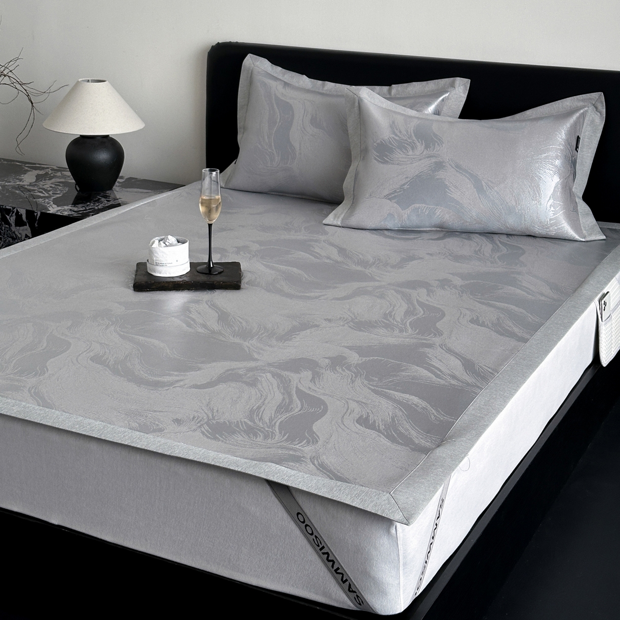 91家纺网 家纺一手货源 找家纺 三味舒屋 2026新款臻品提花冰丝席凉席席子 雾影床席