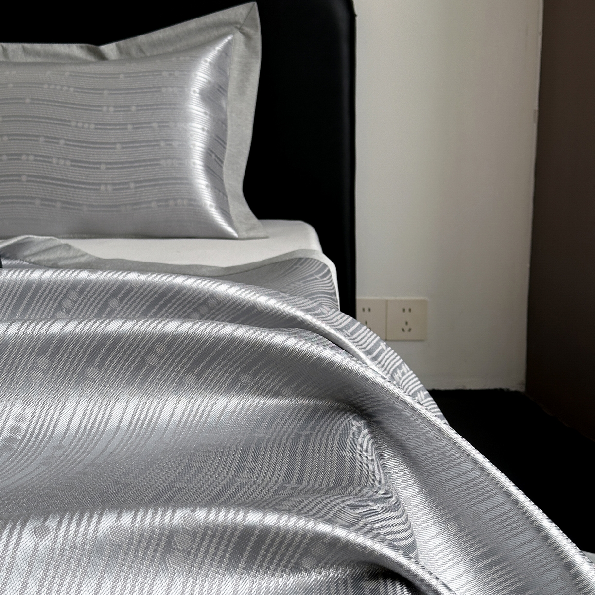 91家纺网 家纺一手货源 找家纺 三味舒屋 2026新款臻品提花冰丝席凉席席子 吉赛尔床席