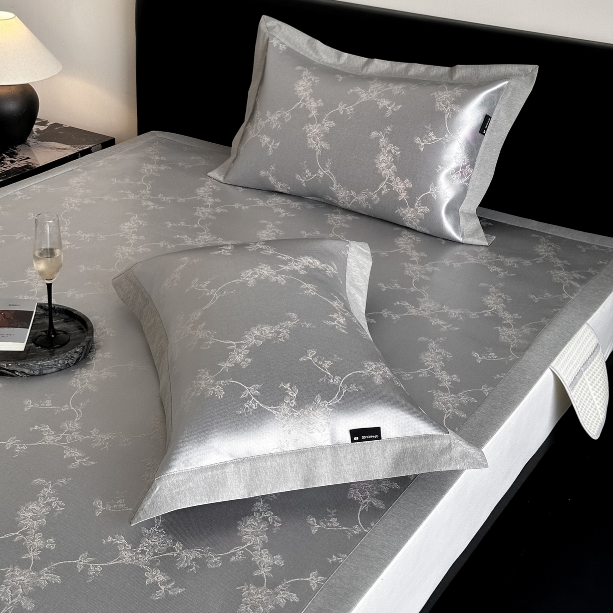 91家纺网 家纺一手货源 找家纺 三味舒屋 2026新款臻品提花冰丝席凉席席子 芙瑞亚床席