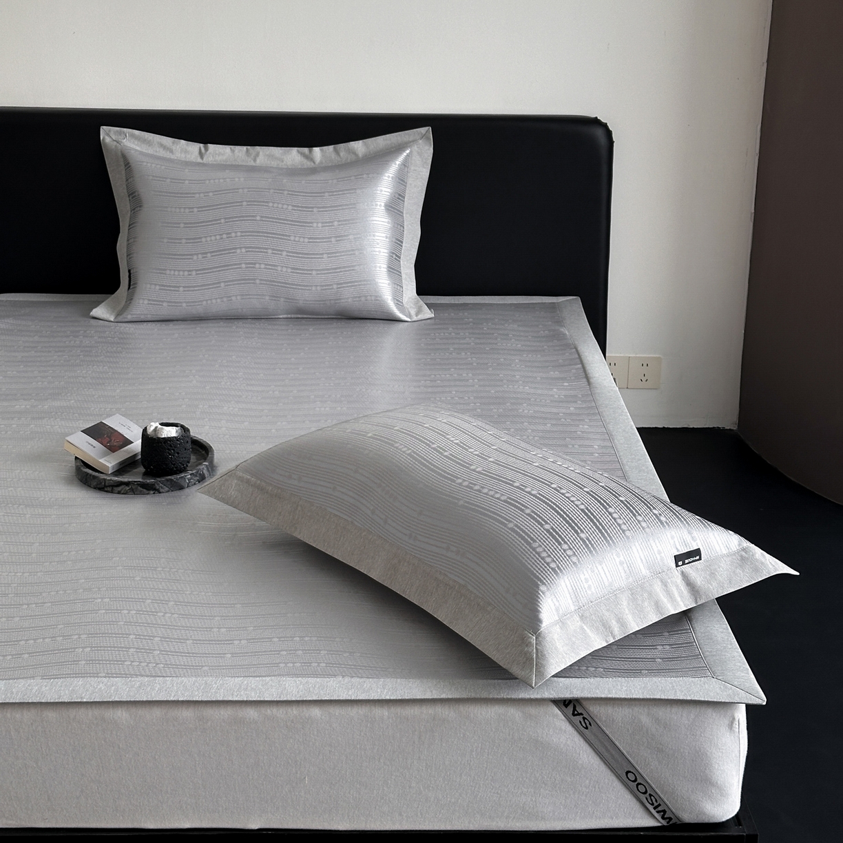 91家纺网 家纺一手货源 找家纺 三味舒屋 2026新款臻品提花冰丝席凉席席子 吉赛尔床席