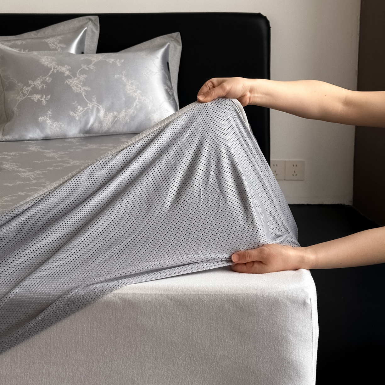 91家纺网 家纺一手货源 找家纺 三味舒屋 2026新款臻品提花冰丝席凉席席子 芙瑞亚床笠