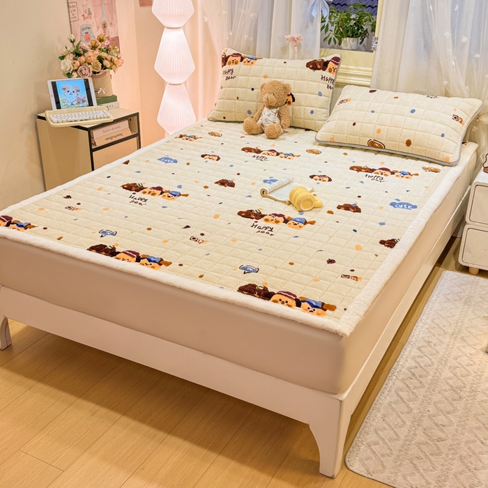 91家纺网 家纺一手货源 找家纺 欧妮家纺 2025新款保暖牛奶绒夹棉床垫床褥子软垫 暖绒边-汪汪狗