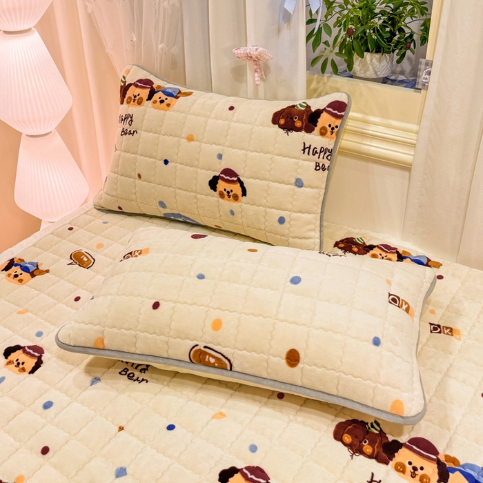 91家纺网 家纺一手货源 找家纺 欧妮家纺 2025新款保暖牛奶绒夹棉床垫床褥子软垫 暖绒边-汪汪狗