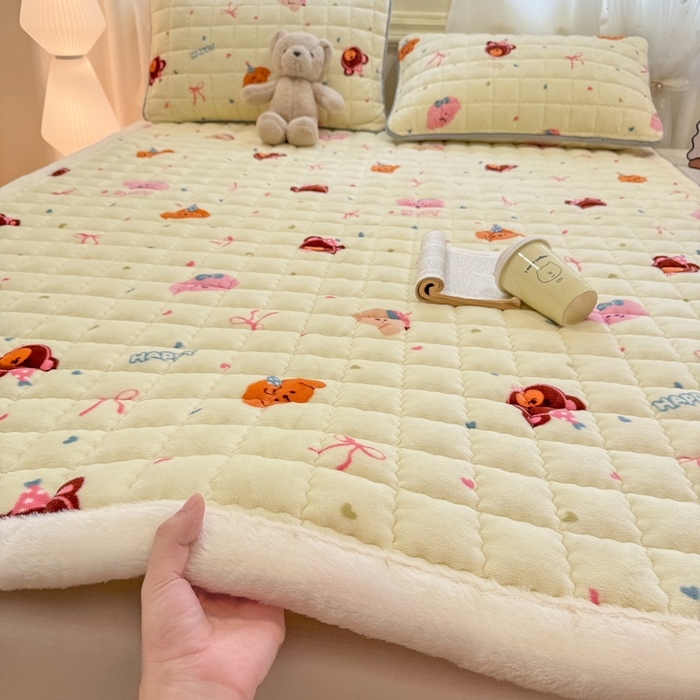 91家纺网 家纺一手货源 找家纺 （总）欧妮家纺 2025新款保暖牛奶绒夹棉床垫床褥子软垫