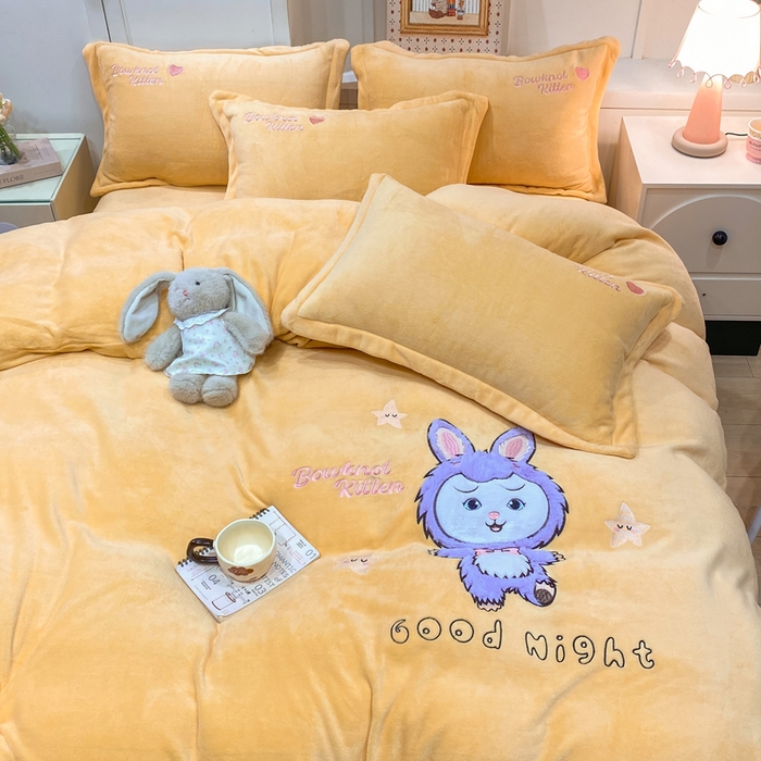 91家纺网 家纺一手货源 找家纺 （总）欧妮家纺 2025新款牛奶绒贴布绣四件套