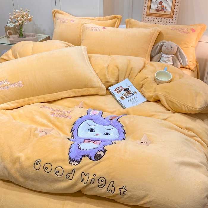 91家纺网 家纺一手货源 找家纺 欧妮家纺 2025新款牛奶绒贴布绣四件套 小兔-黄