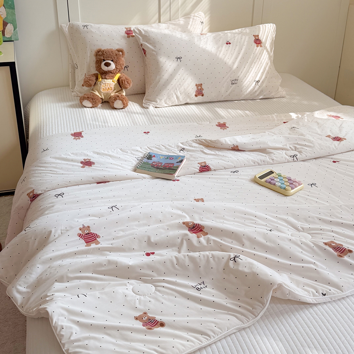 91家纺网 家纺一手货源 找家纺 （总）金梦拉家纺 2026春夏新款锦氨凉感丝印花系列夏被空调被夏凉被