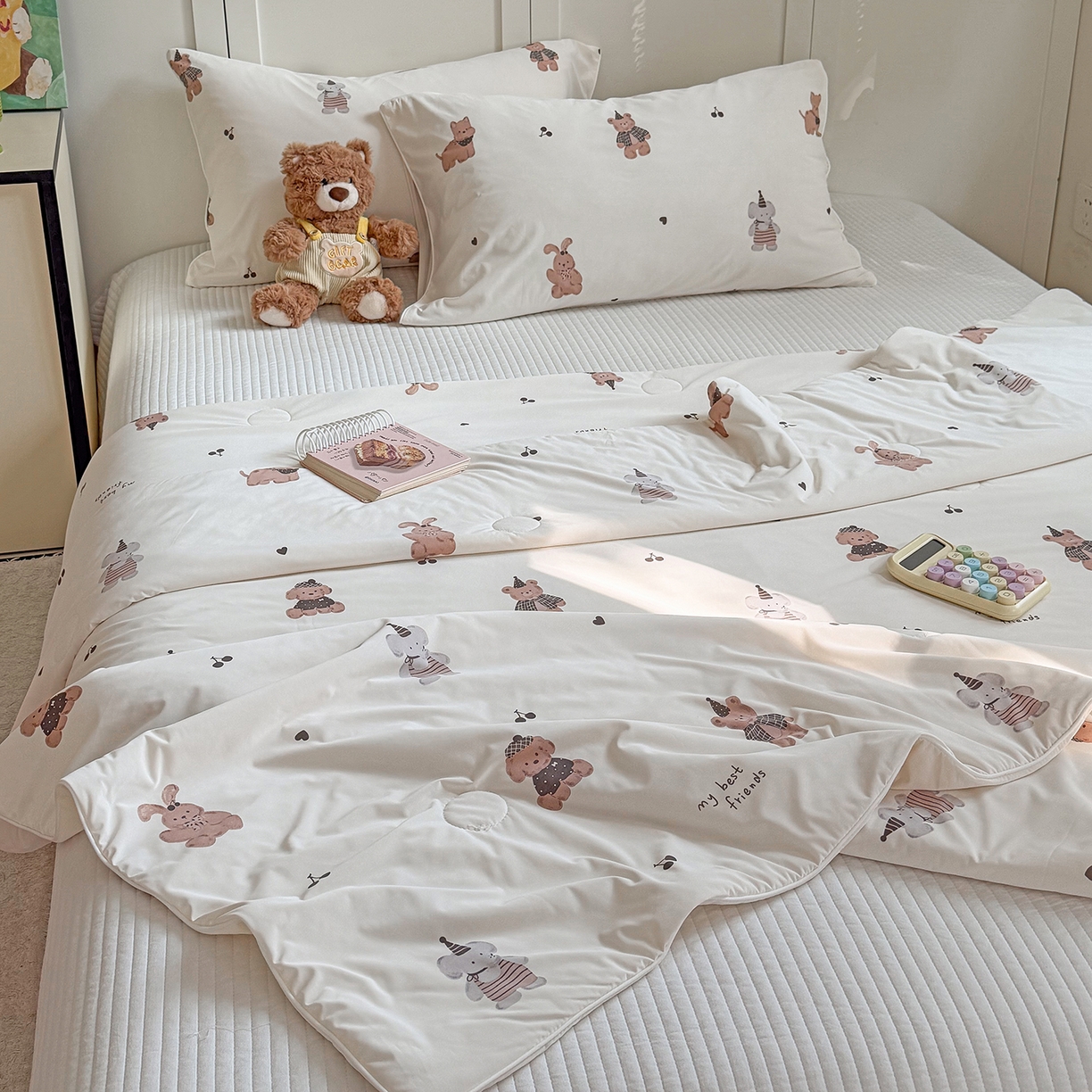 91家纺网 家纺一手货源 找家纺 （总）金梦拉家纺 2026春夏新款锦氨凉感丝印花系列夏被空调被夏凉被