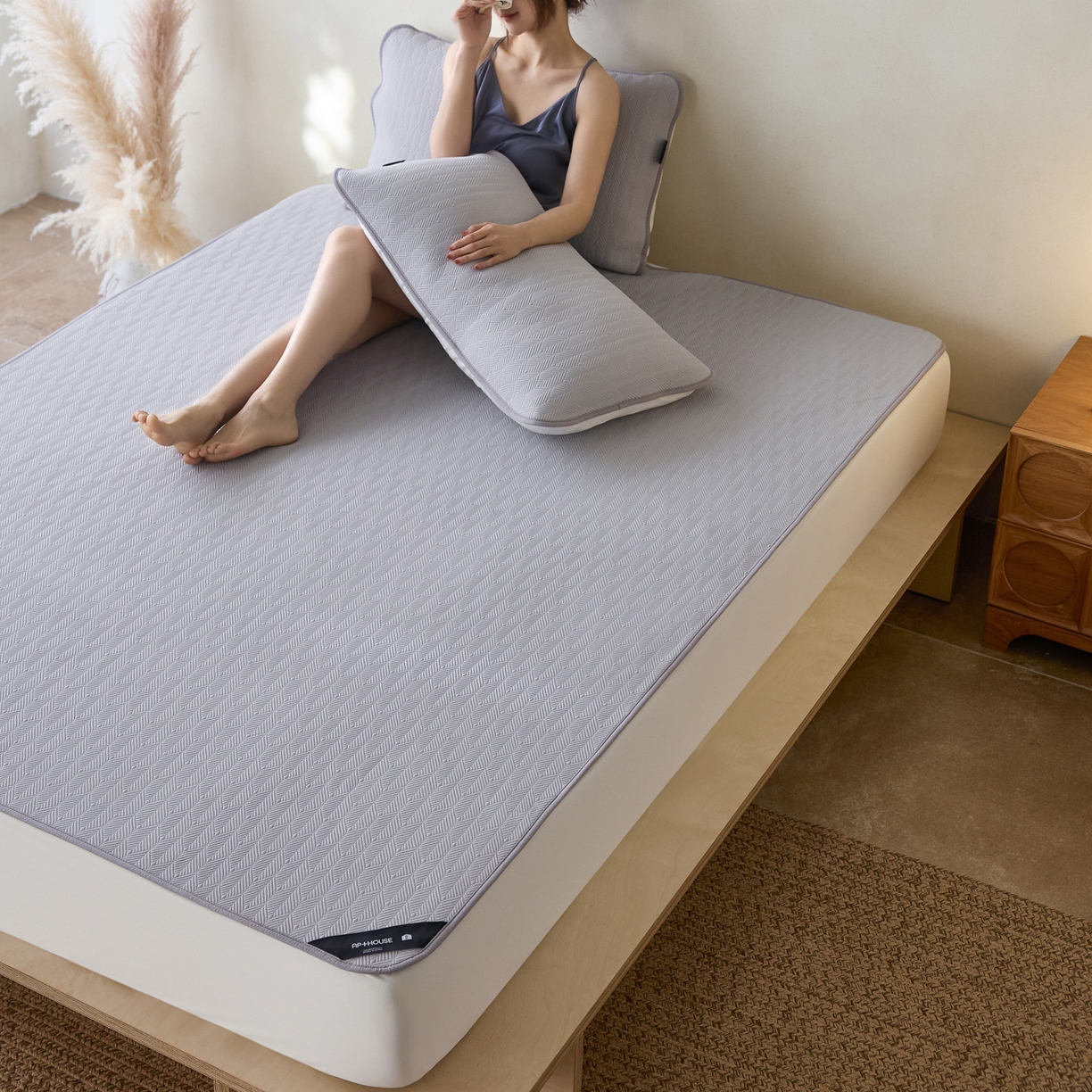 91家纺网 家纺一手货源 找家纺 （总）三味舒屋 2026新款冰格系列提花冷感豆豆软席凉席席子