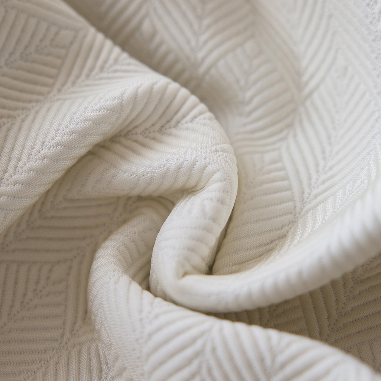 91家纺网 家纺一手货源 找家纺 三味舒屋 2026新款冰格系列提花冷感豆豆软席凉席席子 冰格雪白