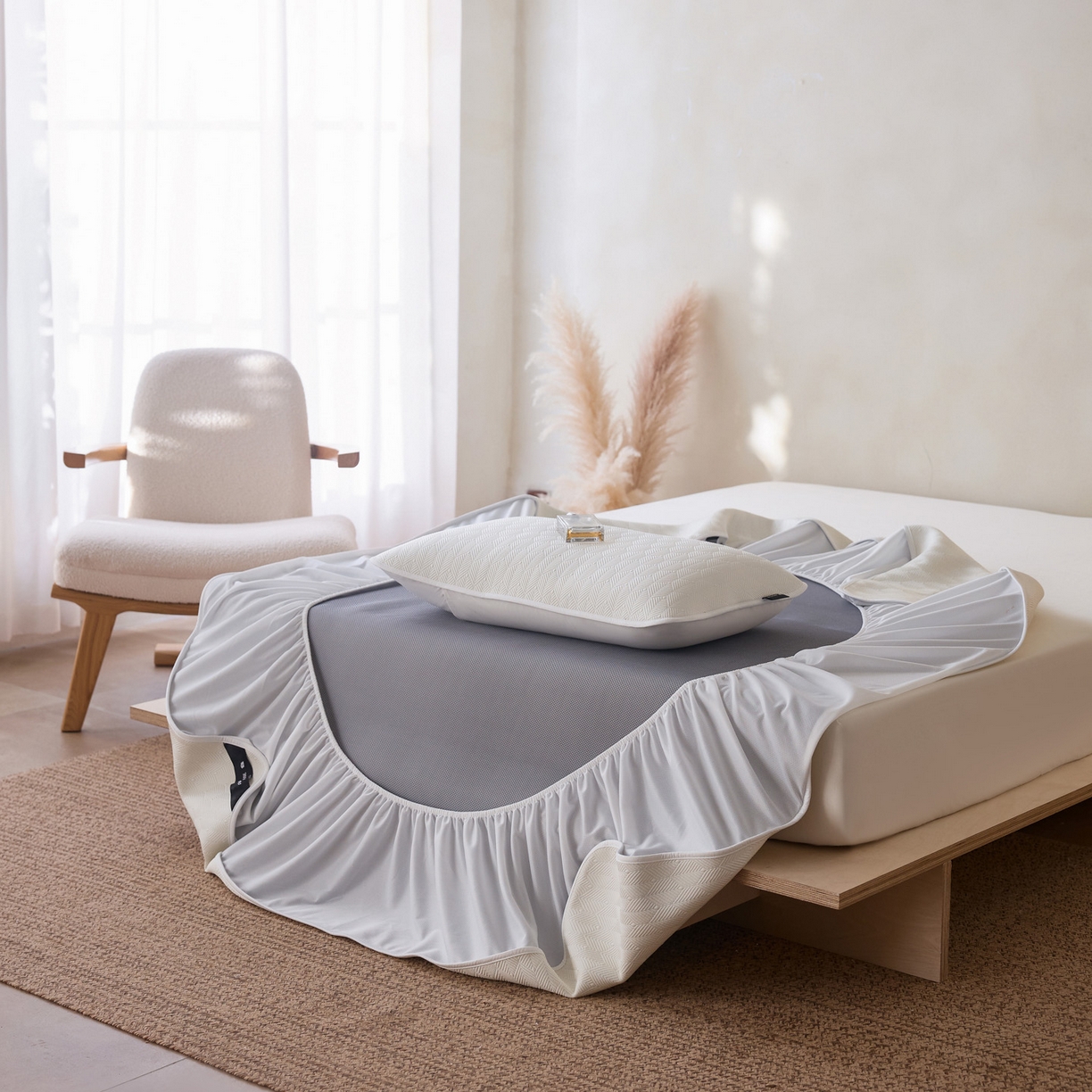 91家纺网 家纺一手货源 找家纺 三味舒屋 2026新款冰格系列提花冷感豆豆软席凉席席子 冰格雪白