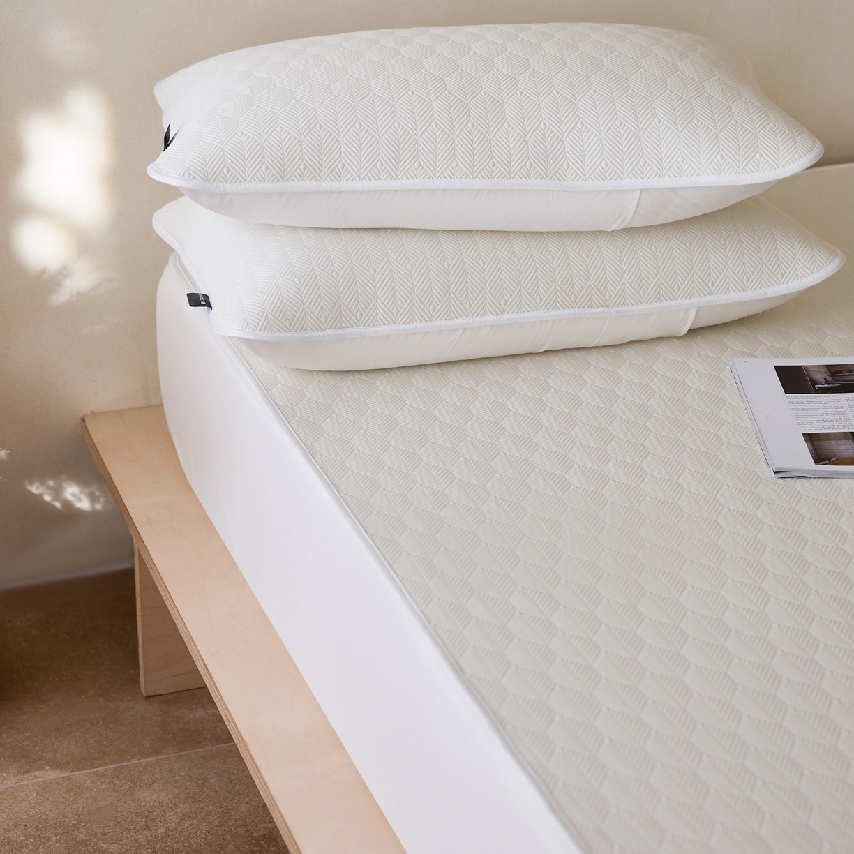 91家纺网 家纺一手货源 找家纺 三味舒屋 2026新款冰格系列提花冷感豆豆软席凉席席子 冰格雪白