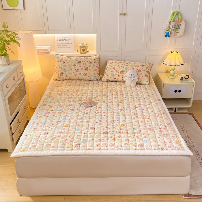 91家纺网 家纺一手货源 找家纺 欧妮家纺 2025新款A类牛奶绒床垫床褥子软垫 卖萌修狗