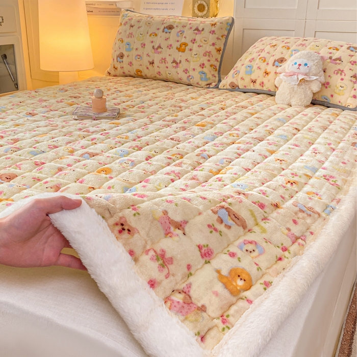 91家纺网 家纺一手货源 找家纺 欧妮家纺 2025新款A类牛奶绒床垫床褥子软垫 卖萌修狗