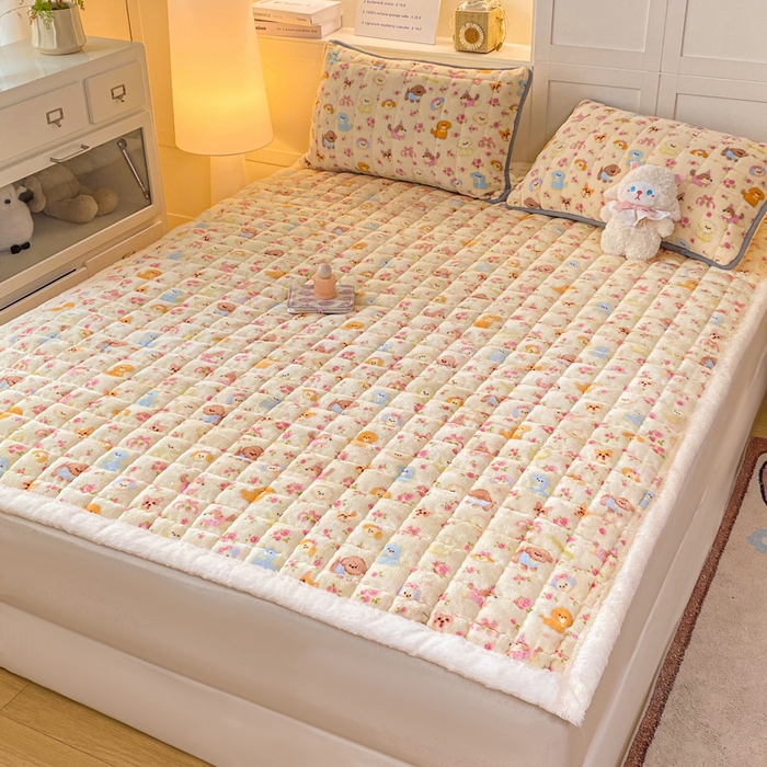 91家纺网 家纺一手货源 找家纺 欧妮家纺 2025新款A类牛奶绒床垫床褥子软垫 卖萌修狗