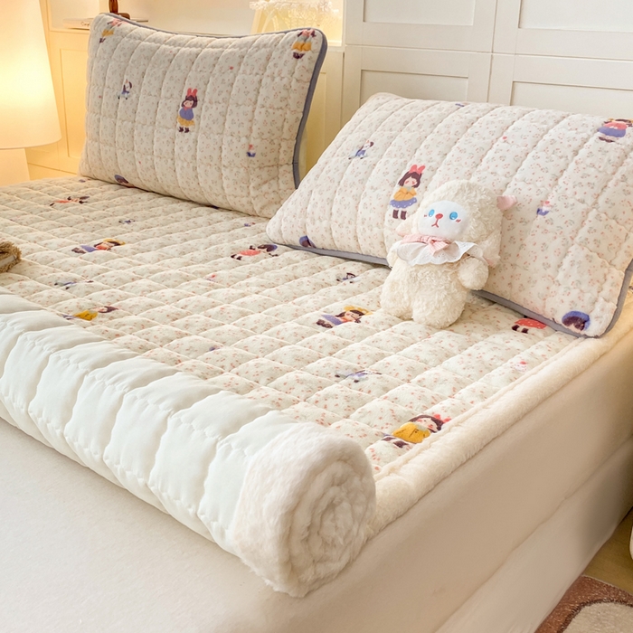 91家纺网 家纺一手货源 找家纺 欧妮家纺 2025新款A类牛奶绒床垫床褥子软垫 暖绒-温柔痕迹